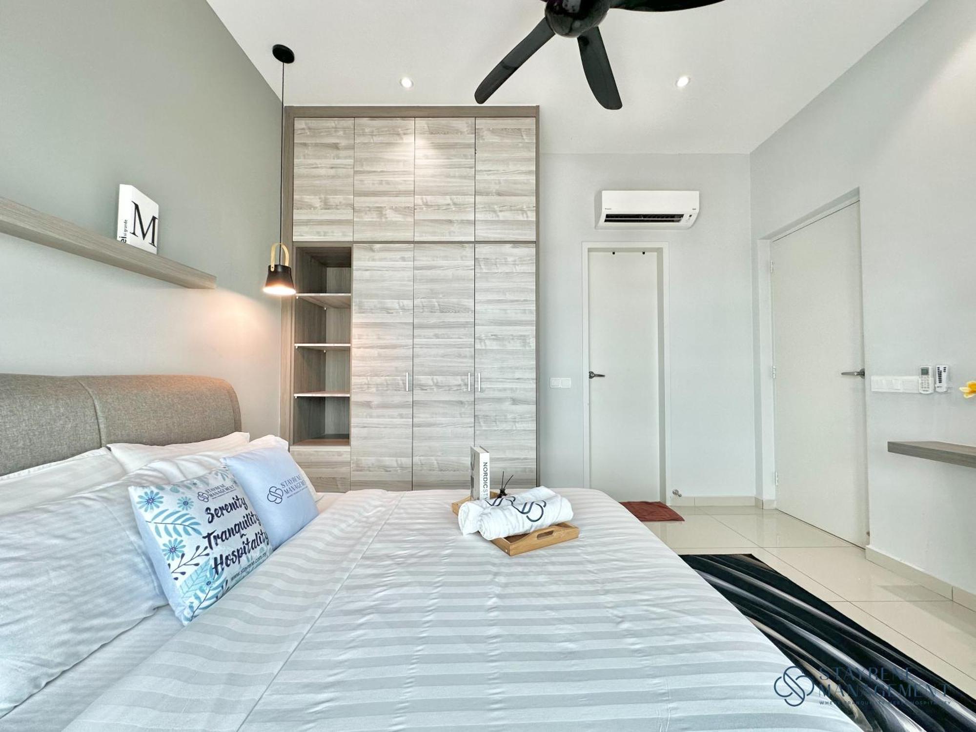 Melaka Ong Kim Wee Residences By Stayrene Esterno foto