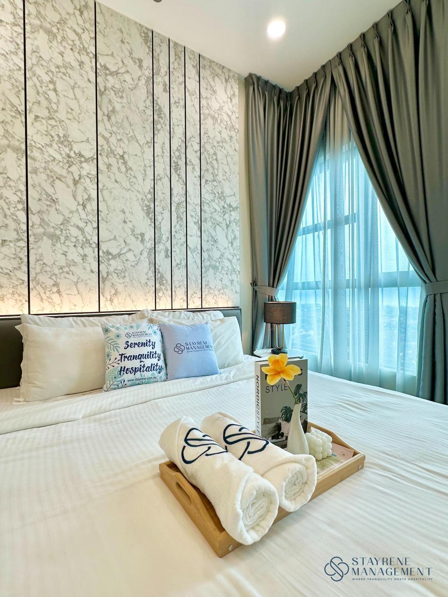 Melaka Ong Kim Wee Residences By Stayrene Esterno foto