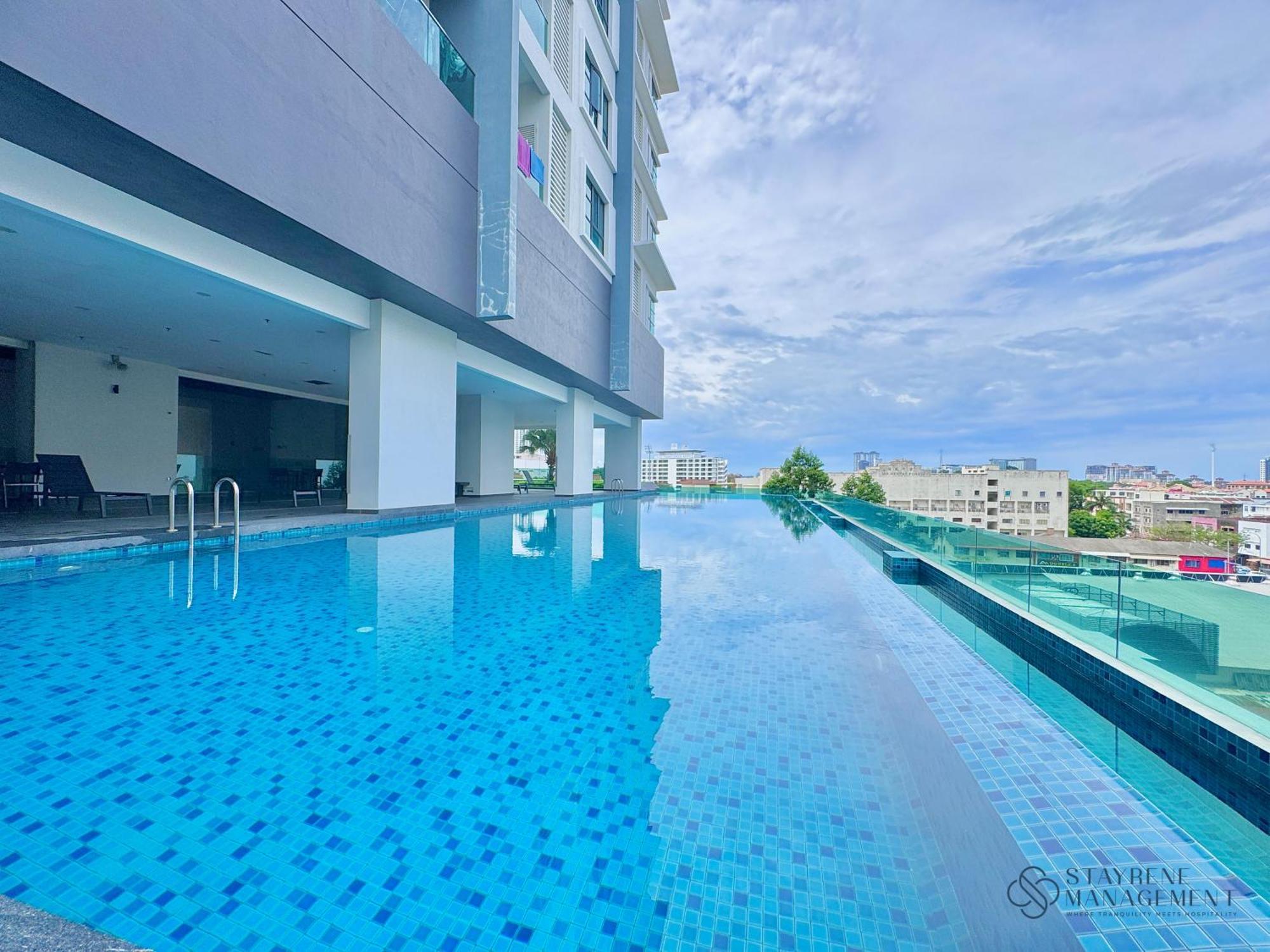 Melaka Ong Kim Wee Residences By Stayrene Esterno foto